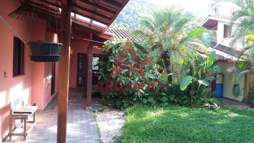 Foto 1 de Casa com 3 Quartos à venda, 373m² em Ressaca, Ubatuba