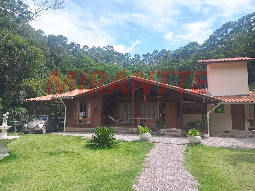 Foto 1 de Fazenda/Sítio com 4 Quartos à venda, 60000m² em Centro, Paraibuna