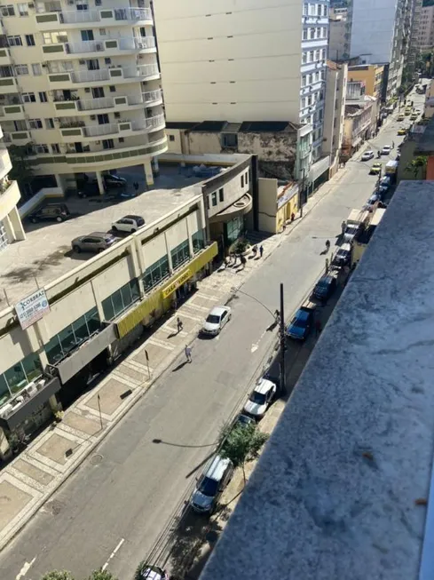 Foto 1 de Kitnet com 1 Quarto para alugar, 28m² em Catete, Rio de Janeiro