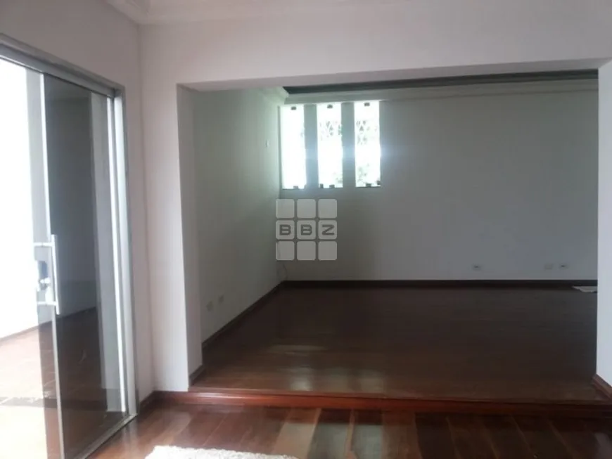 Foto 1 de Casa de Condomínio com 3 Quartos à venda, 320m² em Indianópolis, São Paulo