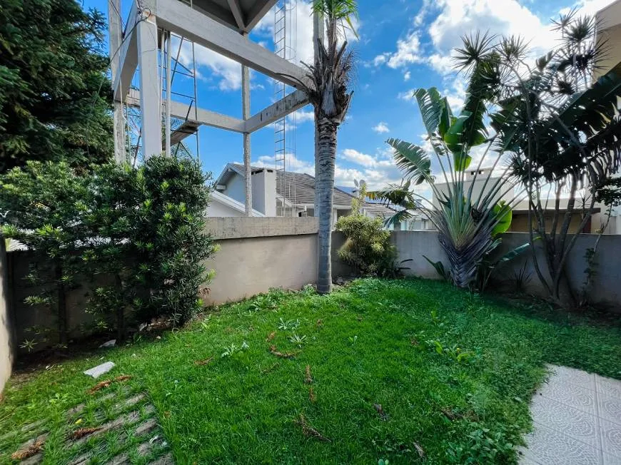 Foto 1 de Sobrado com 3 Quartos para venda ou aluguel, 175m² em Jardim Soto, Catanduva
