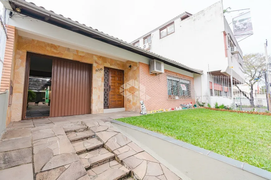 Foto 1 de Casa com 3 Quartos à venda, 160m² em Cristal, Porto Alegre