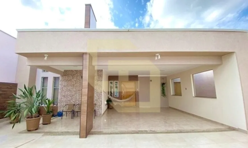 Foto 1 de Casa com 3 Quartos à venda, 187m² em Centro, Conchal