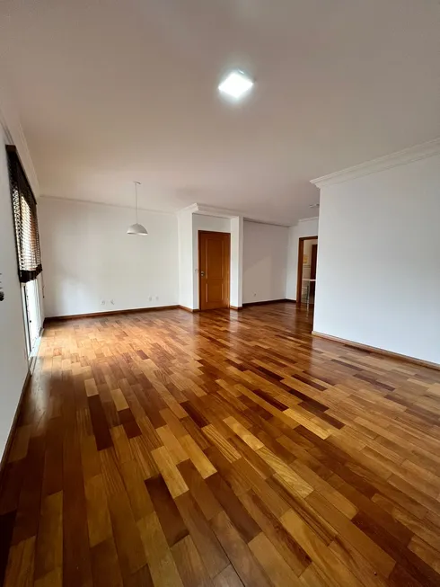 Foto 1 de Apartamento com 3 Quartos para venda ou aluguel, 139m² em Tamboré, Santana de Parnaíba