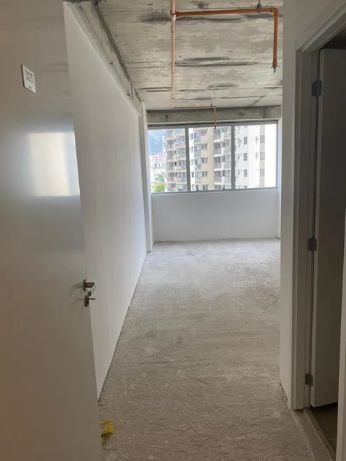 Foto 1 de Sala Comercial à venda, 21m² em Todos os Santos, Rio de Janeiro