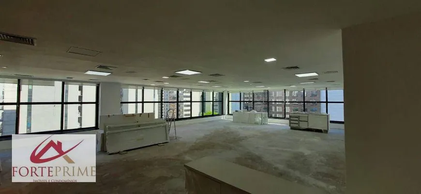 Foto 1 de Sala Comercial para alugar, 162m² em Vila Olímpia, São Paulo