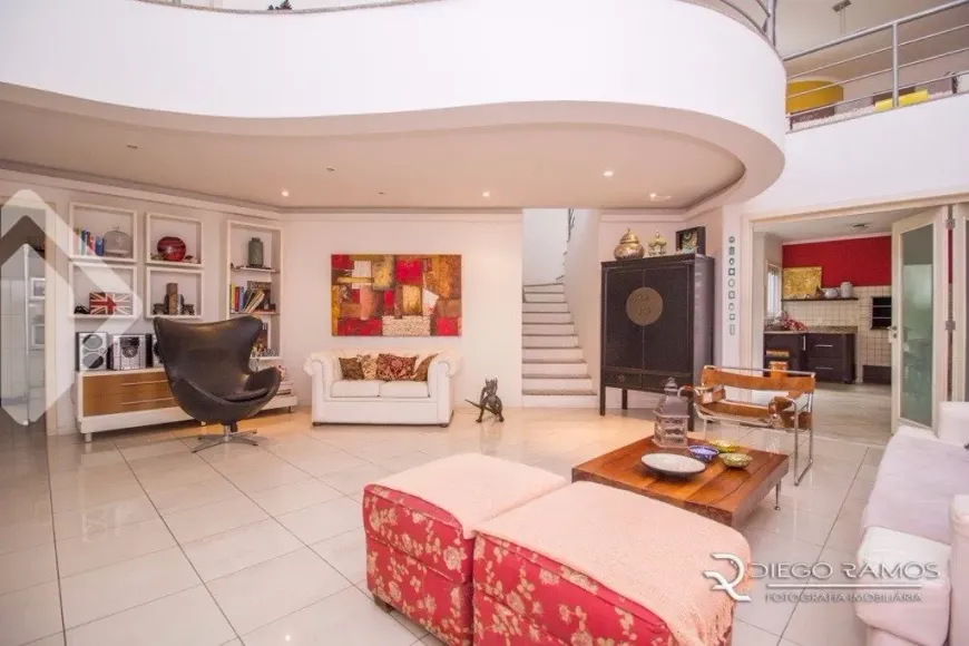 Foto 1 de Casa de Condomínio com 3 Quartos à venda, 250m² em Sarandi, Porto Alegre