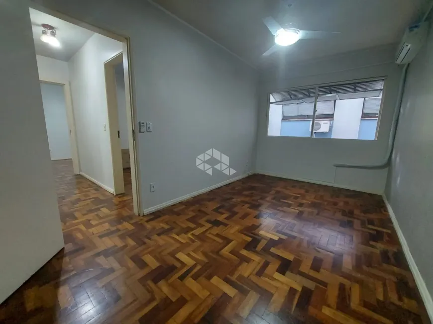 Foto 1 de Apartamento com 2 Quartos à venda, 68m² em Menino Deus, Porto Alegre