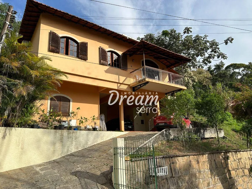 Foto 1 de Casa com 4 Quartos à venda, 192m² em Quinta da Barra, Teresópolis