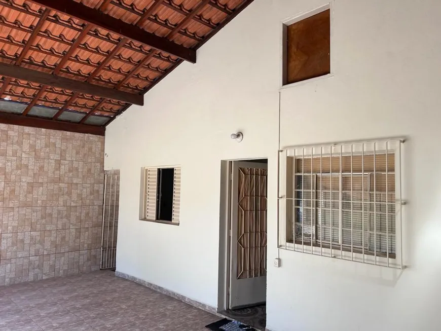 Foto 1 de Casa com 3 Quartos à venda, 117m² em Vila Castelo Branco, Campinas