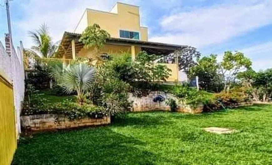 Foto 1 de Casa com 4 Quartos à venda, 377m² em , Goiás