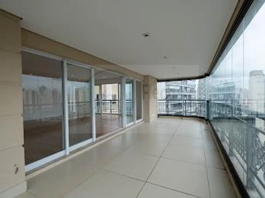 Foto 1 de Apartamento com 3 Quartos à venda, 273m² em Vila Olímpia, São Paulo
