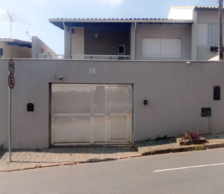 Foto 1 de Sobrado com 3 Quartos à venda, 168m² em Vila Oliveira, Mogi das Cruzes