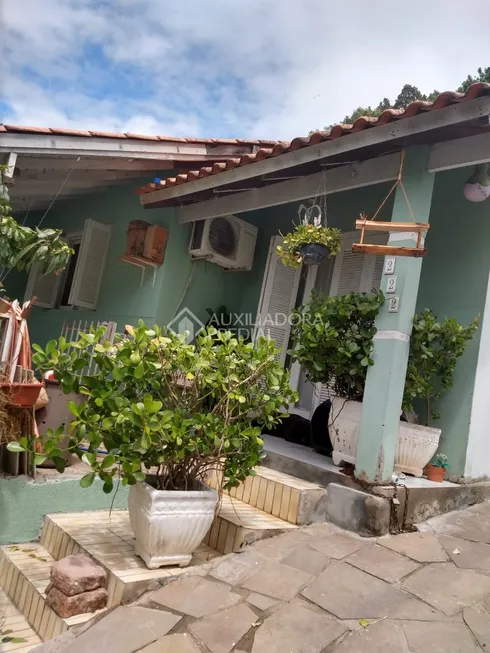 Foto 1 de Casa com 2 Quartos à venda, 70m² em Rondônia, Novo Hamburgo