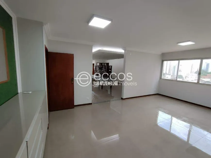 Foto 1 de Apartamento com 3 Quartos para alugar, 250m² em Fundinho, Uberlândia