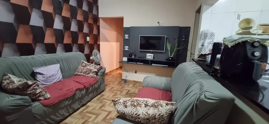 Foto 1 de Casa com 6 Quartos à venda, 360m² em Santa Maria, Contagem