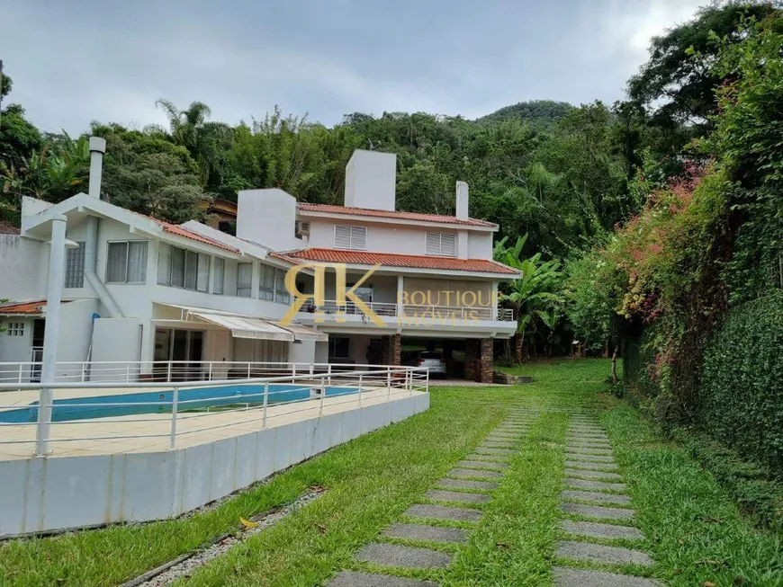 Foto 1 de Casa com 4 Quartos para alugar, 370m² em Rio Tavares, Florianópolis