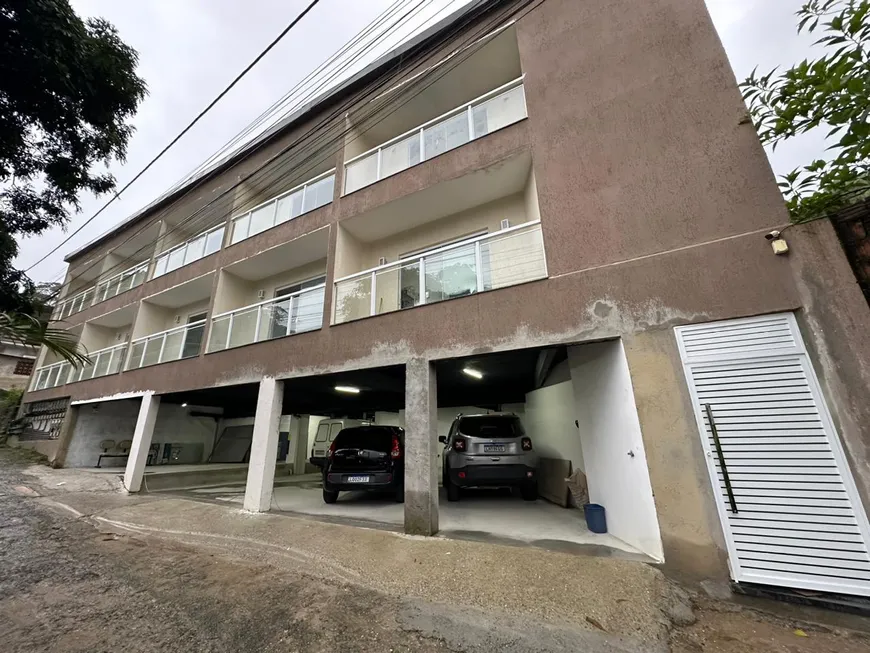 Foto 1 de Apartamento com 2 Quartos para alugar, 48m² em Bingen, Petrópolis