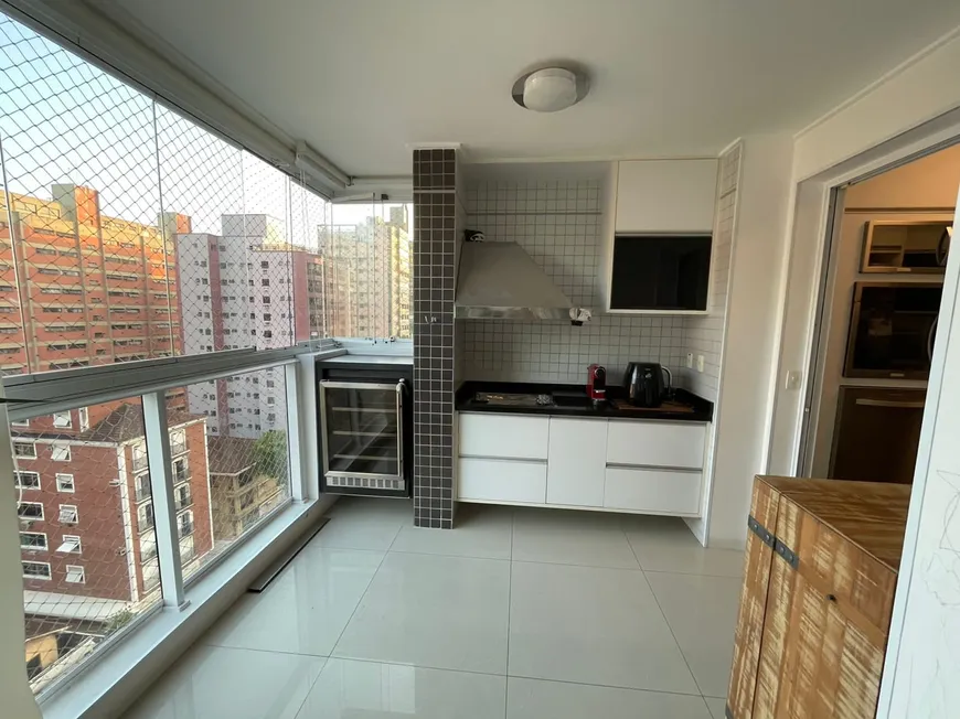 Foto 1 de Apartamento com 3 Quartos à venda, 150m² em Embaré, Santos