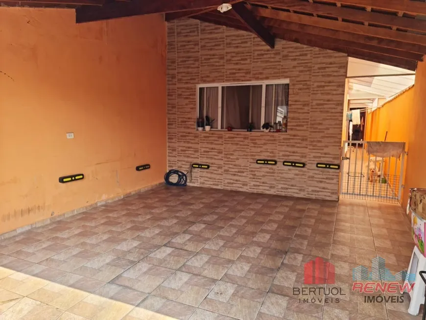 Foto 1 de Casa com 2 Quartos à venda, 120m² em Capela, Vinhedo