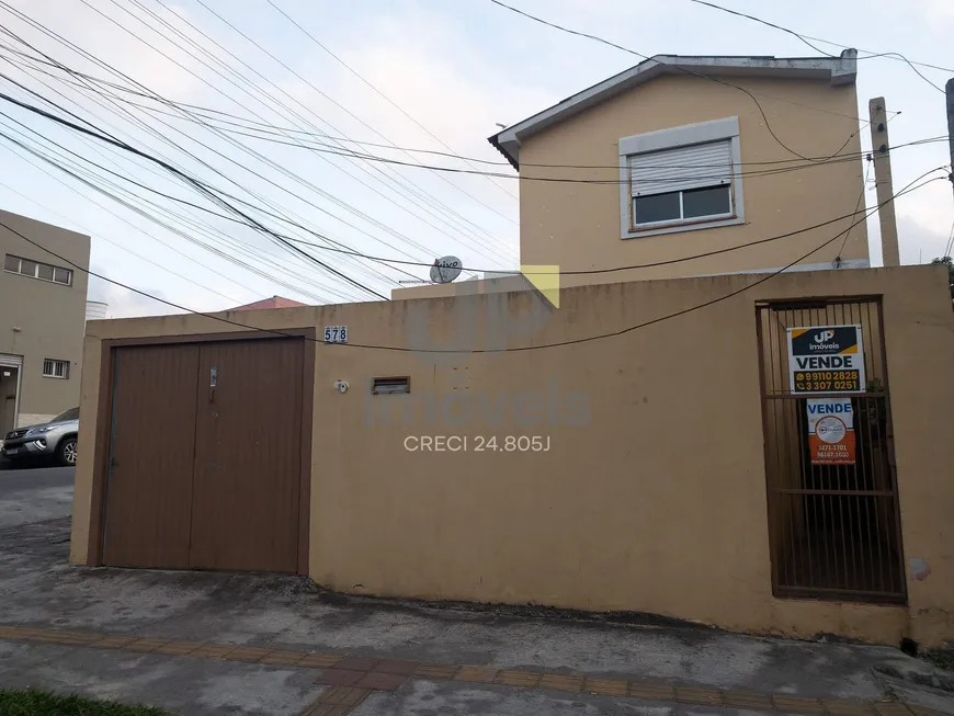 Foto 1 de Casa com 4 Quartos à venda, 139m² em Areal, Pelotas