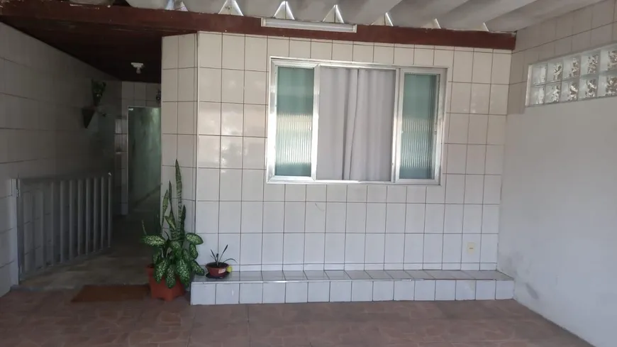 Foto 1 de Casa com 2 Quartos à venda, 60m² em Cidade Náutica, São Vicente