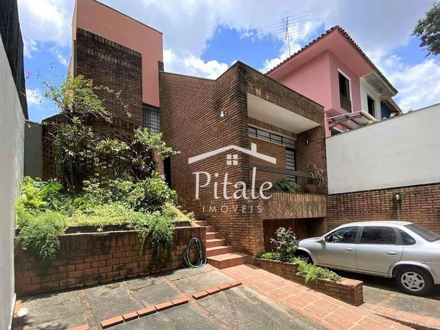 Foto 1 de Sobrado com 3 Quartos à venda, 210m² em Jardim Peri-Peri, São Paulo