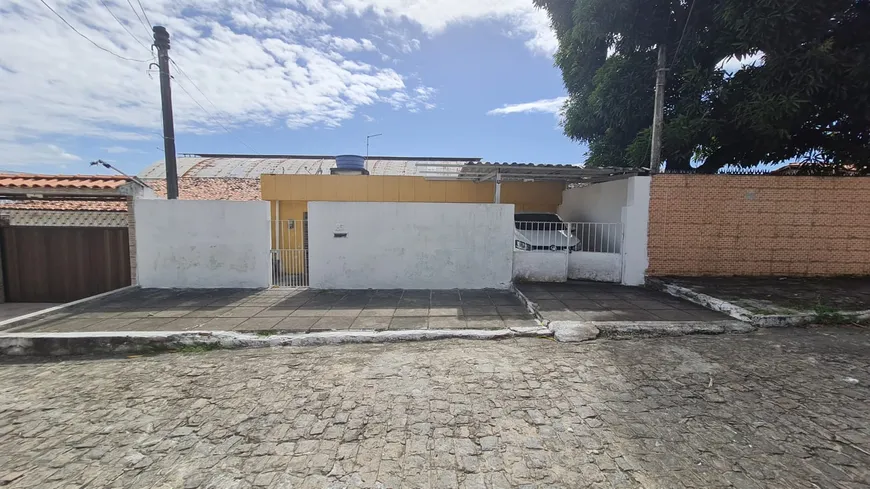 Foto 1 de Casa com 3 Quartos à venda, 150m² em Rio Doce, Olinda