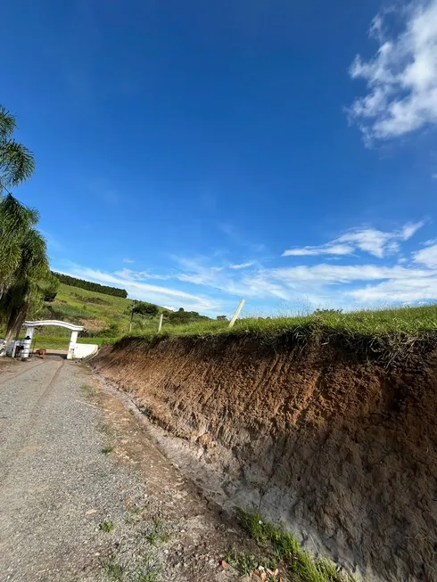 Foto 1 de Lote/Terreno à venda, 500m² em Aracília, Guarulhos