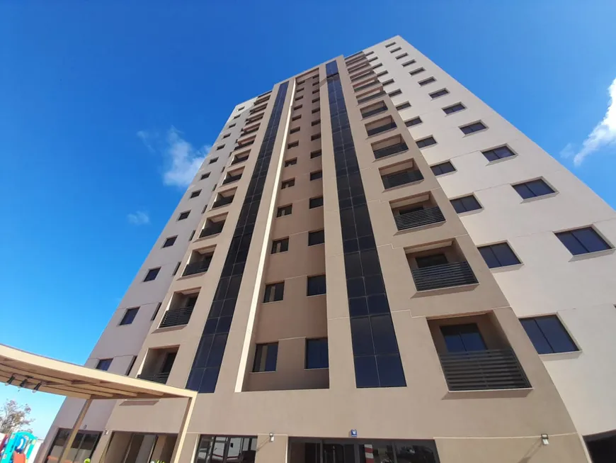 Foto 1 de Apartamento com 3 Quartos para alugar, 70m² em Samambaia Norte, Brasília