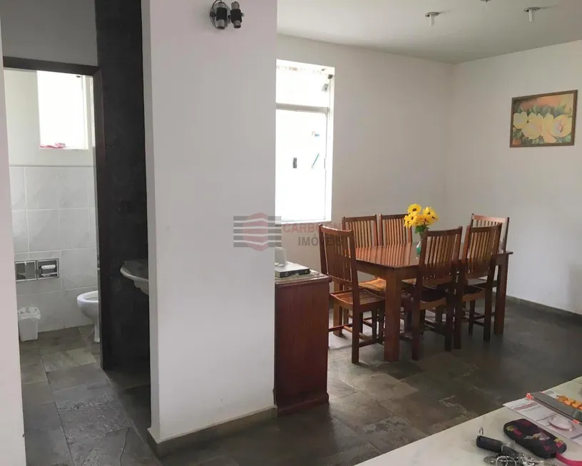 Foto 1 de Sobrado com 4 Quartos à venda, 264m² em Vila São João, Caçapava