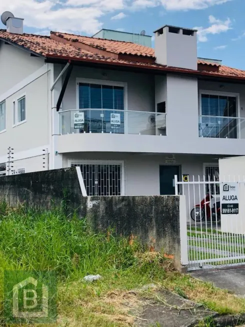 Foto 1 de Apartamento com 2 Quartos para alugar, 70m² em Pagani, Palhoça