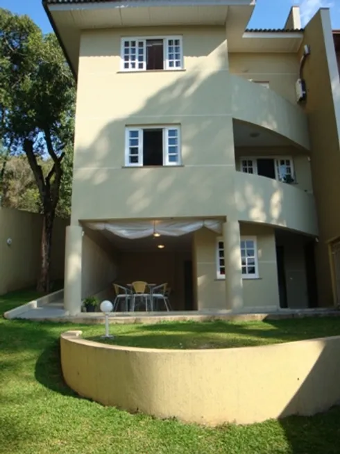 Foto 1 de Casa com 3 Quartos à venda, 240m² em Vista Alegre, Curitiba