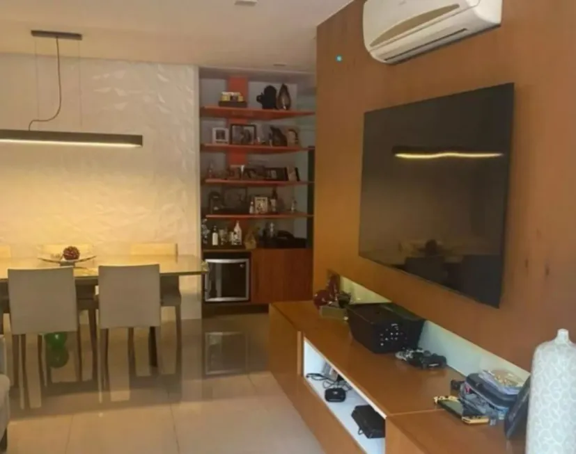 Foto 1 de Apartamento com 3 Quartos à venda, 115m² em Charitas, Niterói