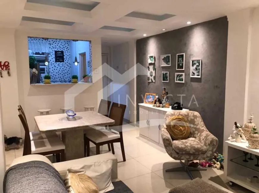 Foto 1 de Apartamento com 2 Quartos à venda, 73m² em Copacabana, Rio de Janeiro