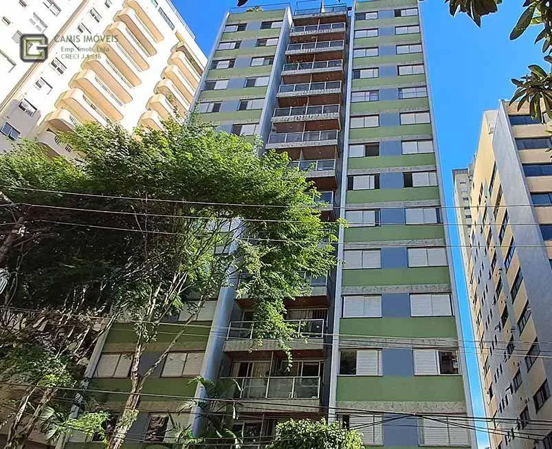 Foto 1 de Apartamento com 3 Quartos para venda ou aluguel, 85m² em Aclimação, São Paulo