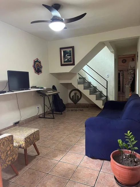 Foto 1 de Casa com 3 Quartos à venda, 125m² em Santíssimo, Rio de Janeiro