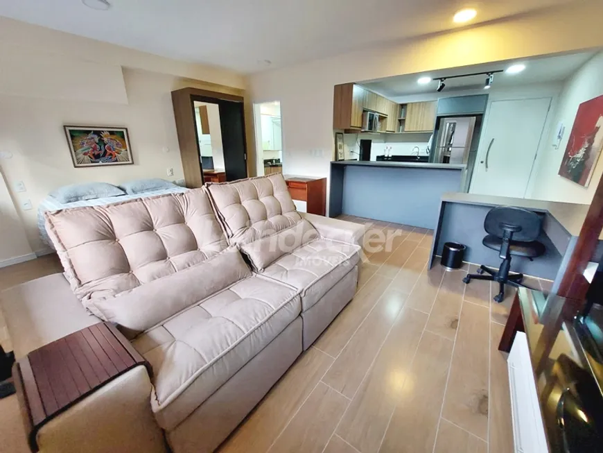 Foto 1 de Apartamento com 1 Quarto para alugar, 41m² em Auxiliadora, Porto Alegre