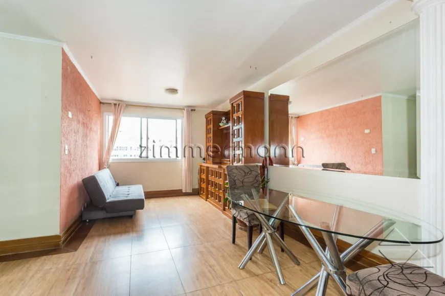 Foto 1 de Apartamento com 3 Quartos à venda, 96m² em Barra Funda, São Paulo
