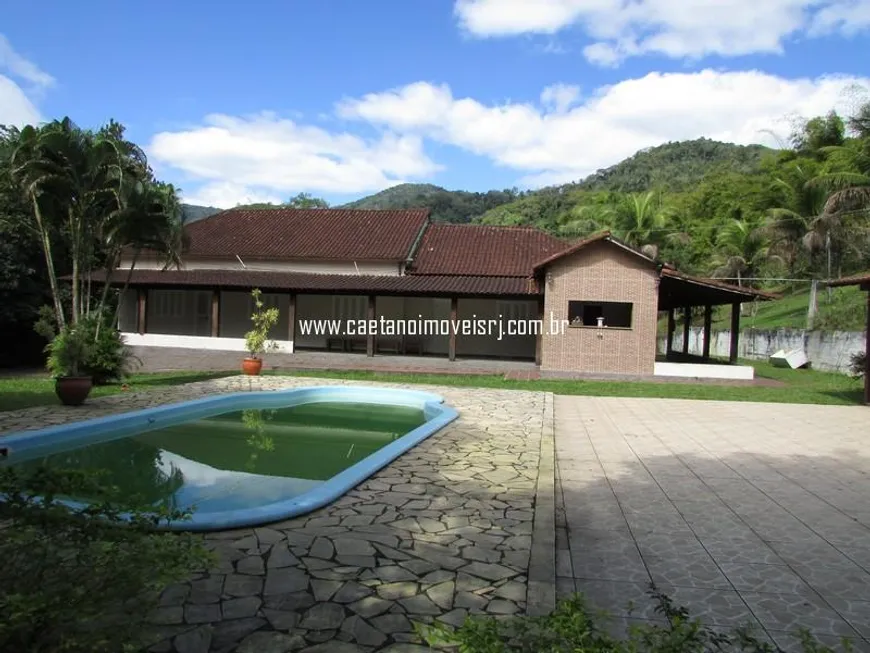 Foto 1 de Fazenda/Sítio com 5 Quartos à venda, 22000m² em Japuíba, Cachoeiras de Macacu