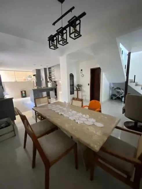 Foto 1 de Casa com 4 Quartos à venda, 90m² em América, Joinville