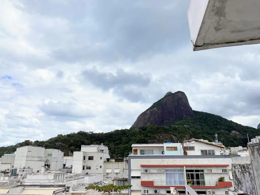 Foto 1 de Cobertura com 3 Quartos à venda, 330m² em Leblon, Rio de Janeiro