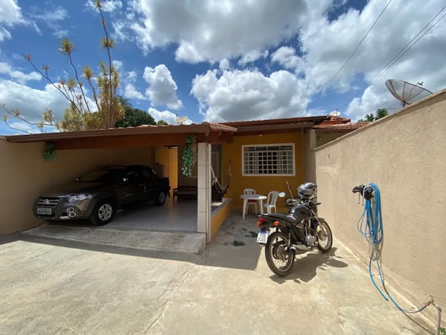 Foto 1 de Casa com 4 Quartos à venda, 100m² em Varzea, Lagoa Santa