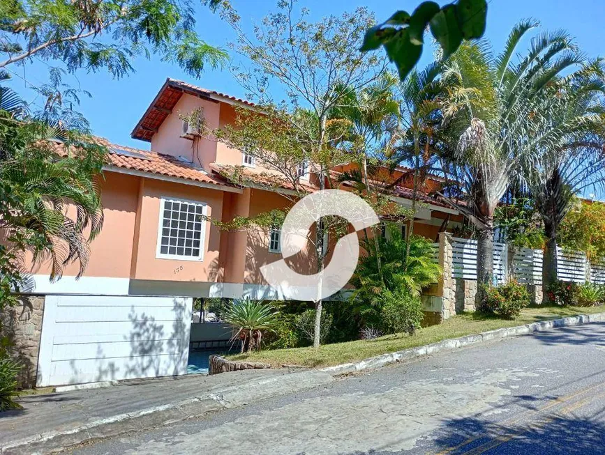 Foto 1 de Casa com 5 Quartos à venda, 448m² em Camboinhas, Niterói