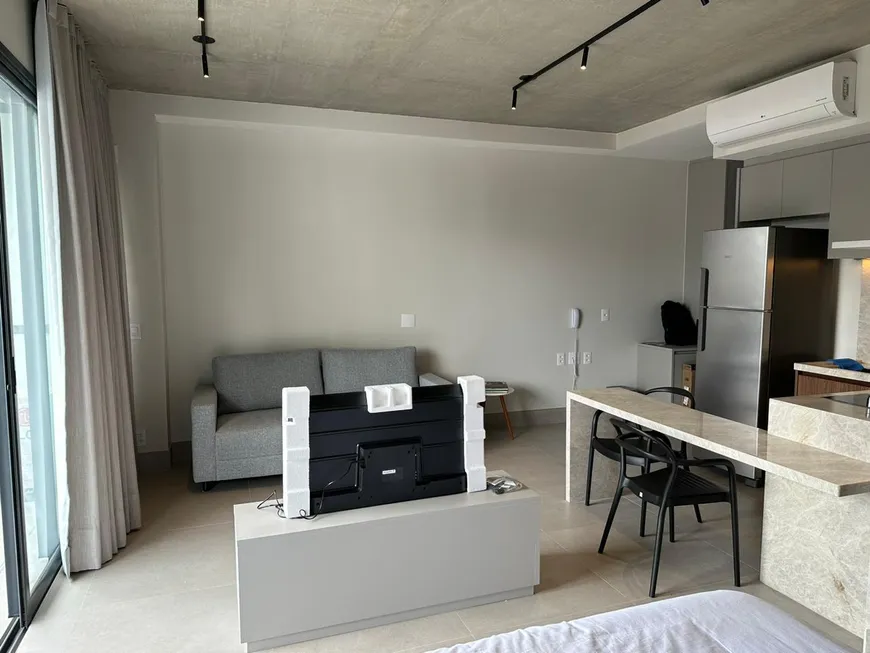 Foto 1 de Flat com 1 Quarto para alugar, 46m² em Vila Olímpia, São Paulo