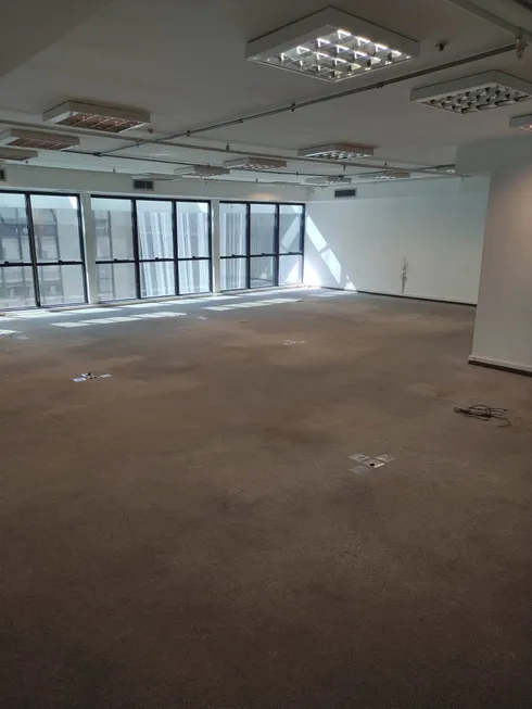 Foto 1 de Sala Comercial para alugar, 264m² em Centro, Rio de Janeiro