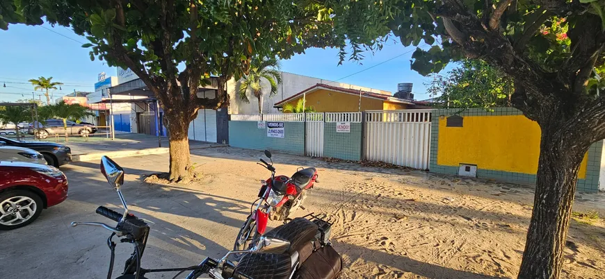 Foto 1 de Casa com 3 Quartos à venda, 200m² em Cohabinal, Parnamirim