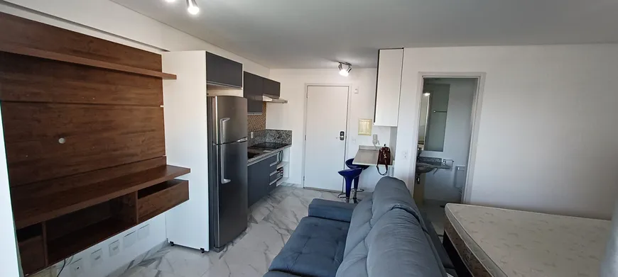 Foto 1 de Apartamento com 1 Quarto para alugar, 40m² em Jardim Aeroporto, São Paulo