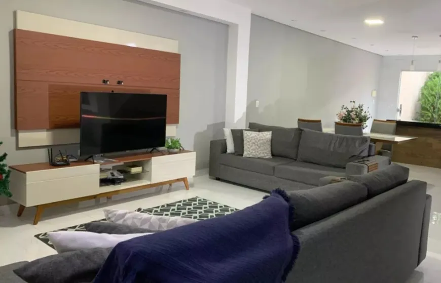 Foto 1 de Casa com 2 Quartos à venda, 120m² em Nossa Senhora de Nazaré, Natal