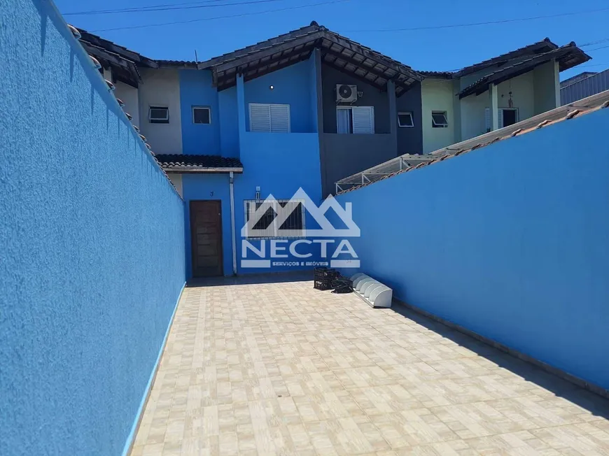 Foto 1 de Sobrado com 3 Quartos para venda ou aluguel, 90m² em Pontal de Santa Marina, Caraguatatuba